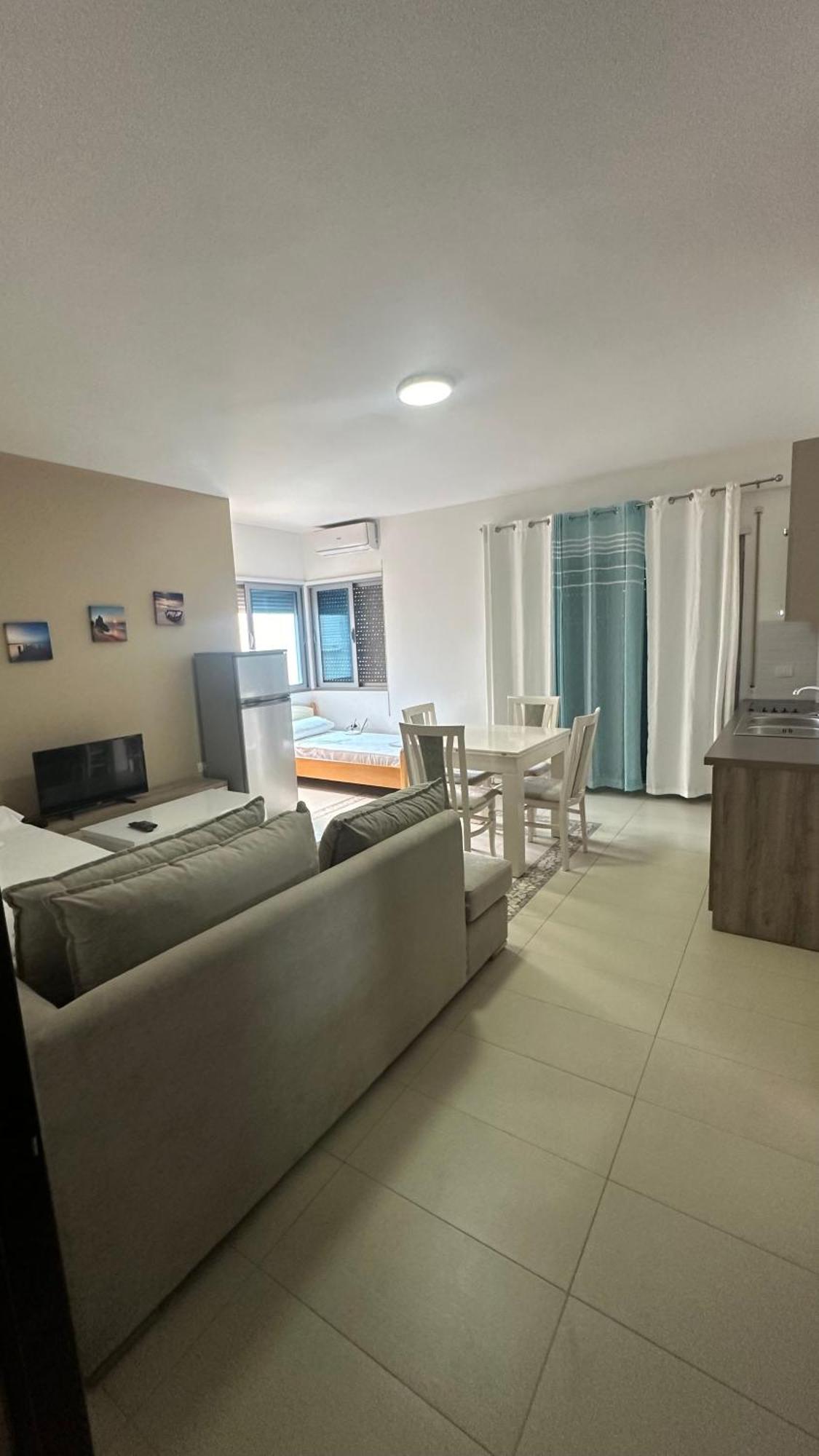 Jasmine Apartments Sarandë Exterior foto
